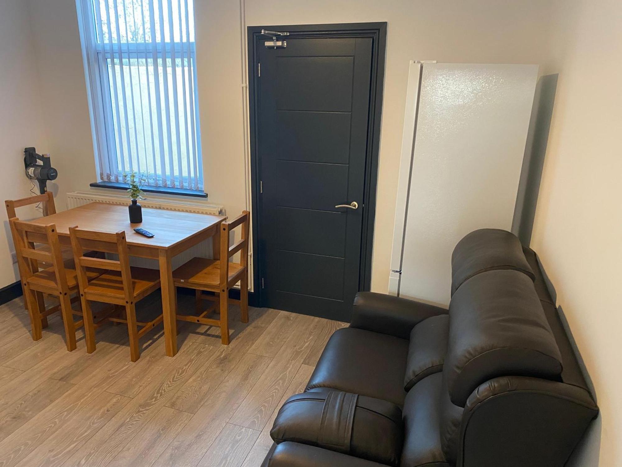 Houghton Guest House 2 Stoke-on-Trent Ngoại thất bức ảnh