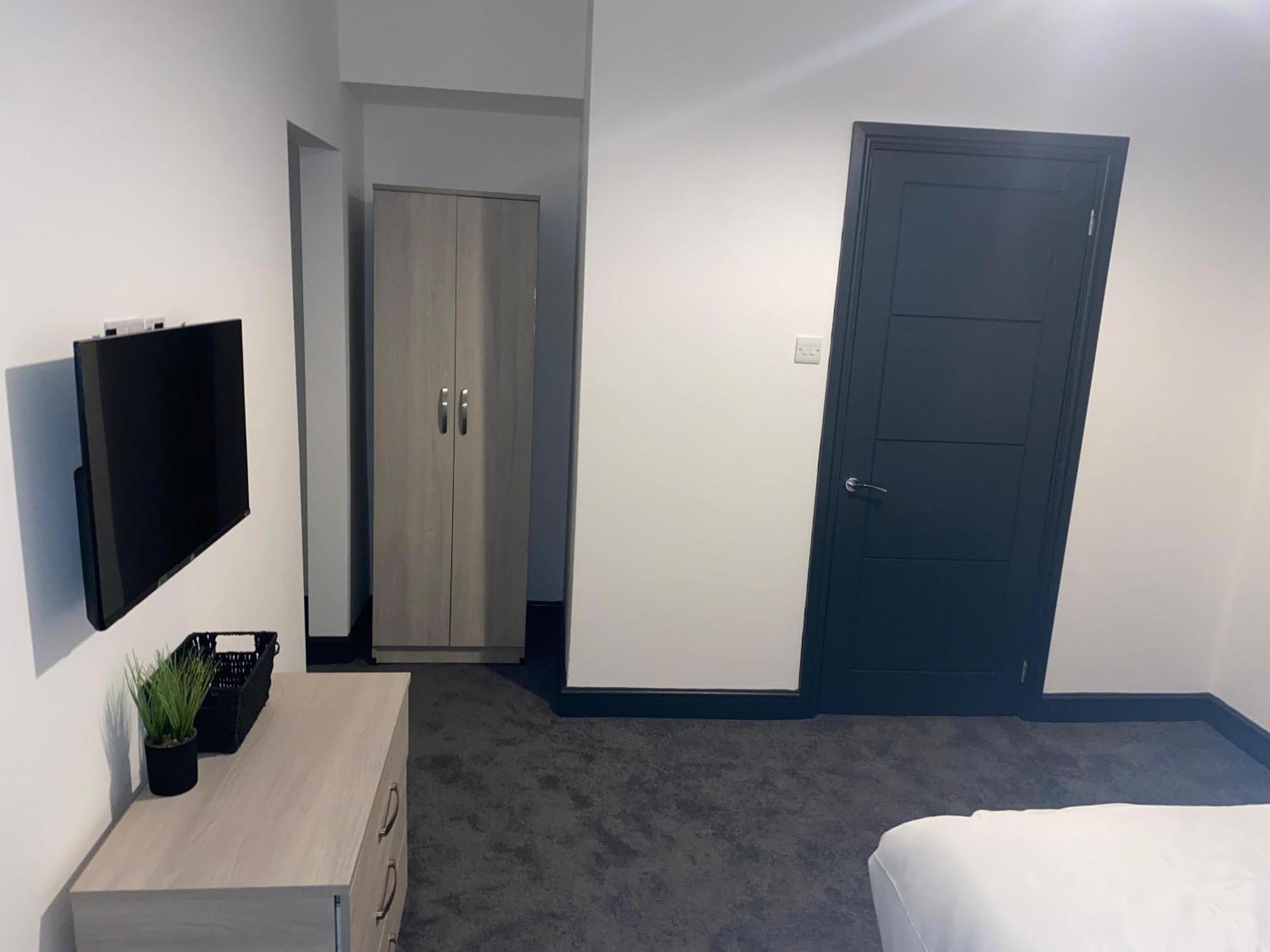 Houghton Guest House 2 Stoke-on-Trent Ngoại thất bức ảnh