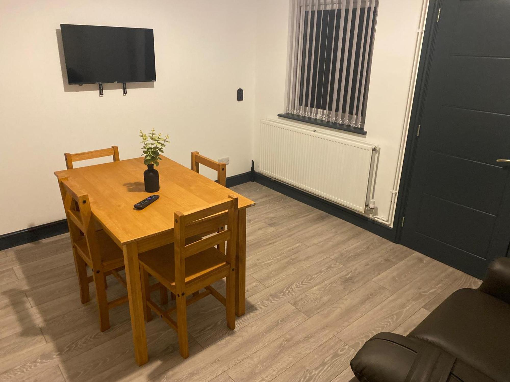 Houghton Guest House 2 Stoke-on-Trent Ngoại thất bức ảnh