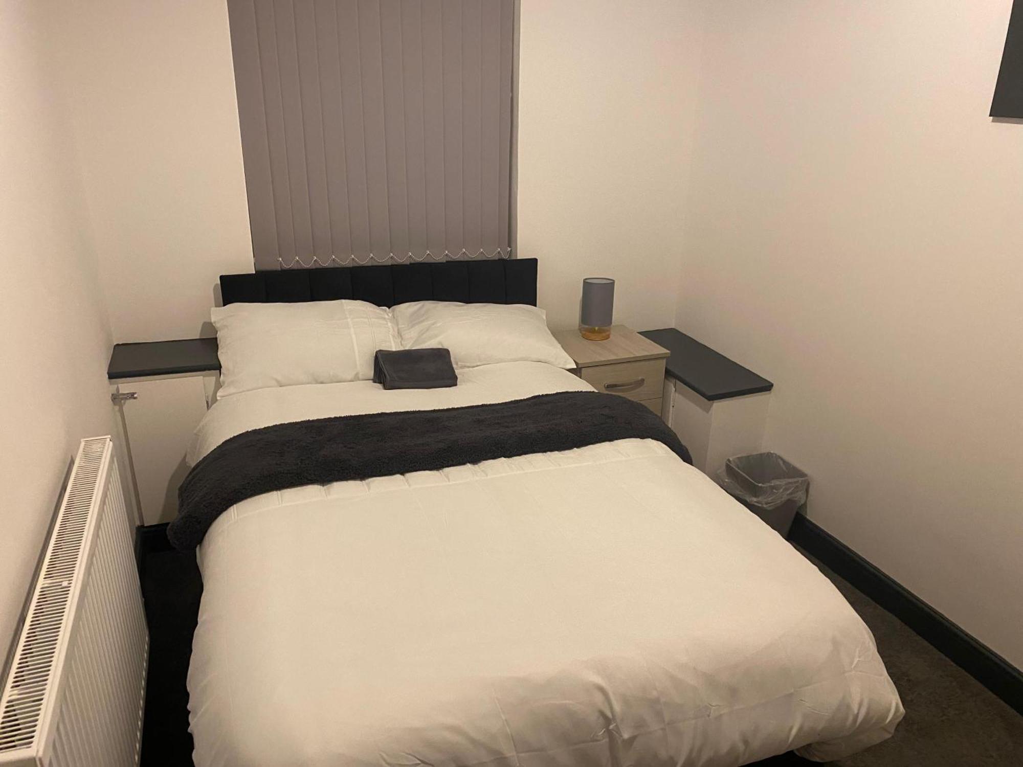 Houghton Guest House 2 Stoke-on-Trent Ngoại thất bức ảnh